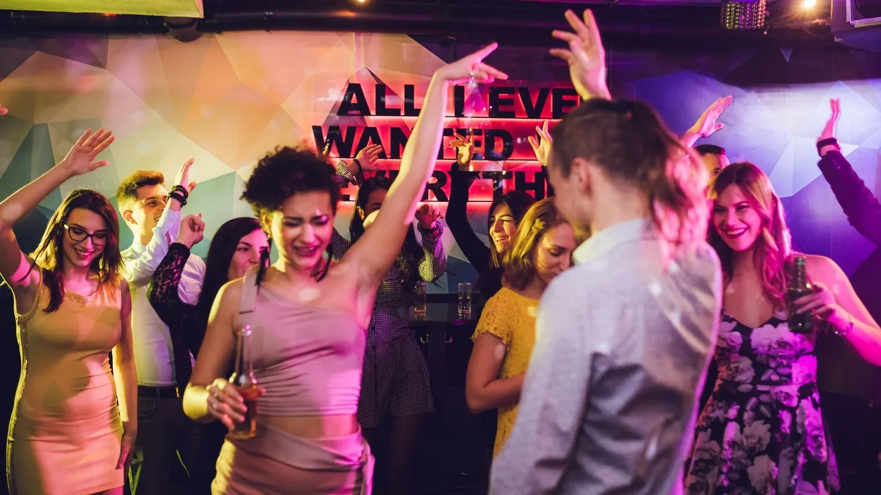 Istanbul Nights: The Best Places to Party in the City